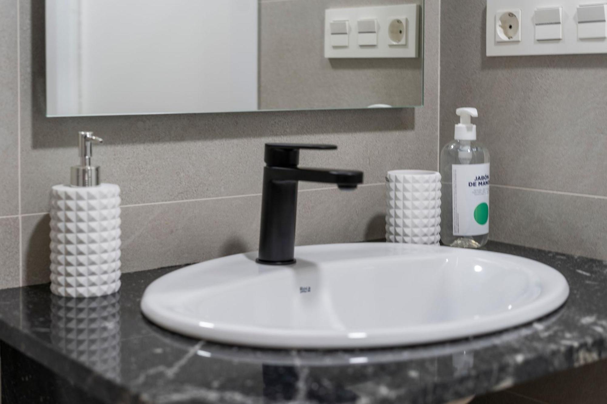 Vlc Host - Ausias March Apartman Valencia Kültér fotó